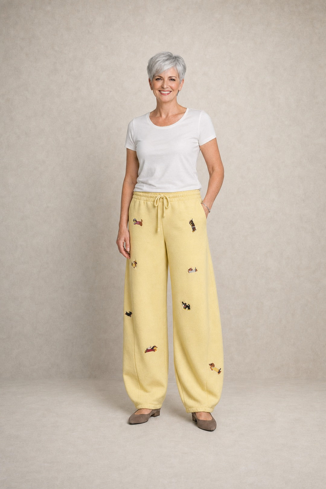 Barrel-Leg Embroidered Pup Sweatpants – Relaxed Fit – Yellow